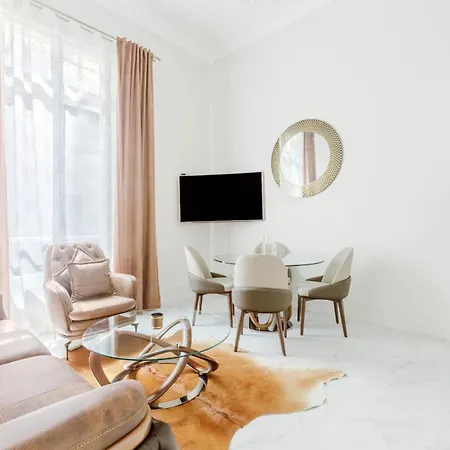 Caf Friedland Apartment