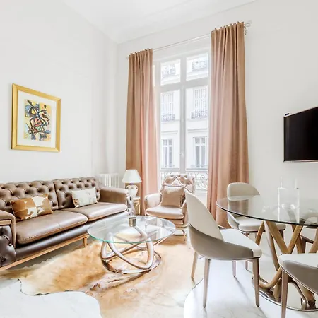 Caf Friedland Apartment Paris